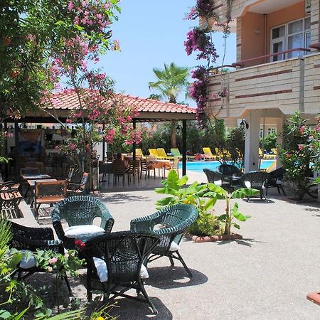Beyaz Saray Hotel Side Exterior foto